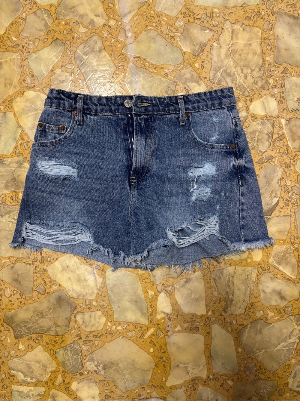 Love Tree Distressed Dark Blue Denim shorts